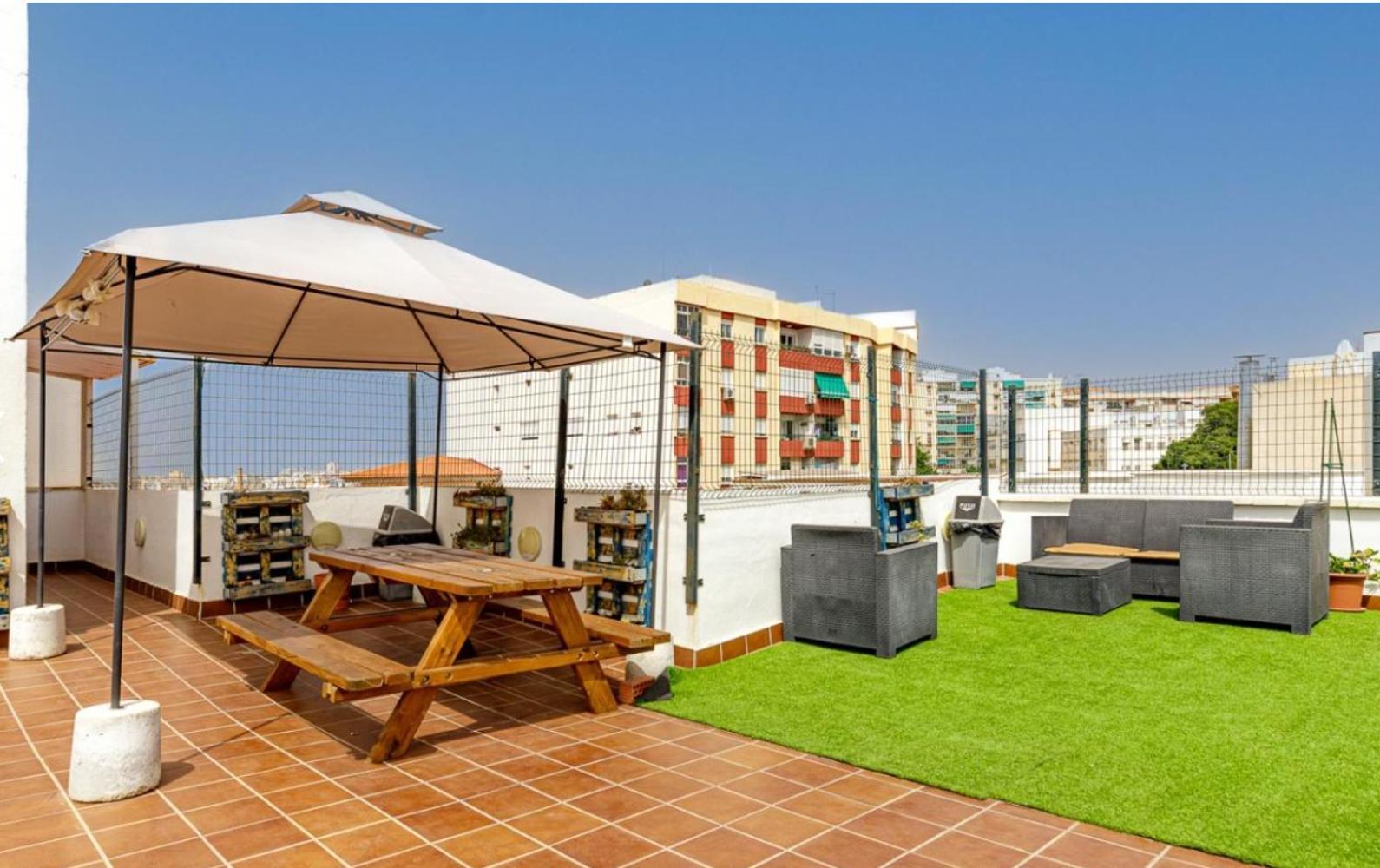 Apartamento Centrico La Merced 2 - Free Parking & Free Gym Daire Málaga Dış mekan fotoğraf