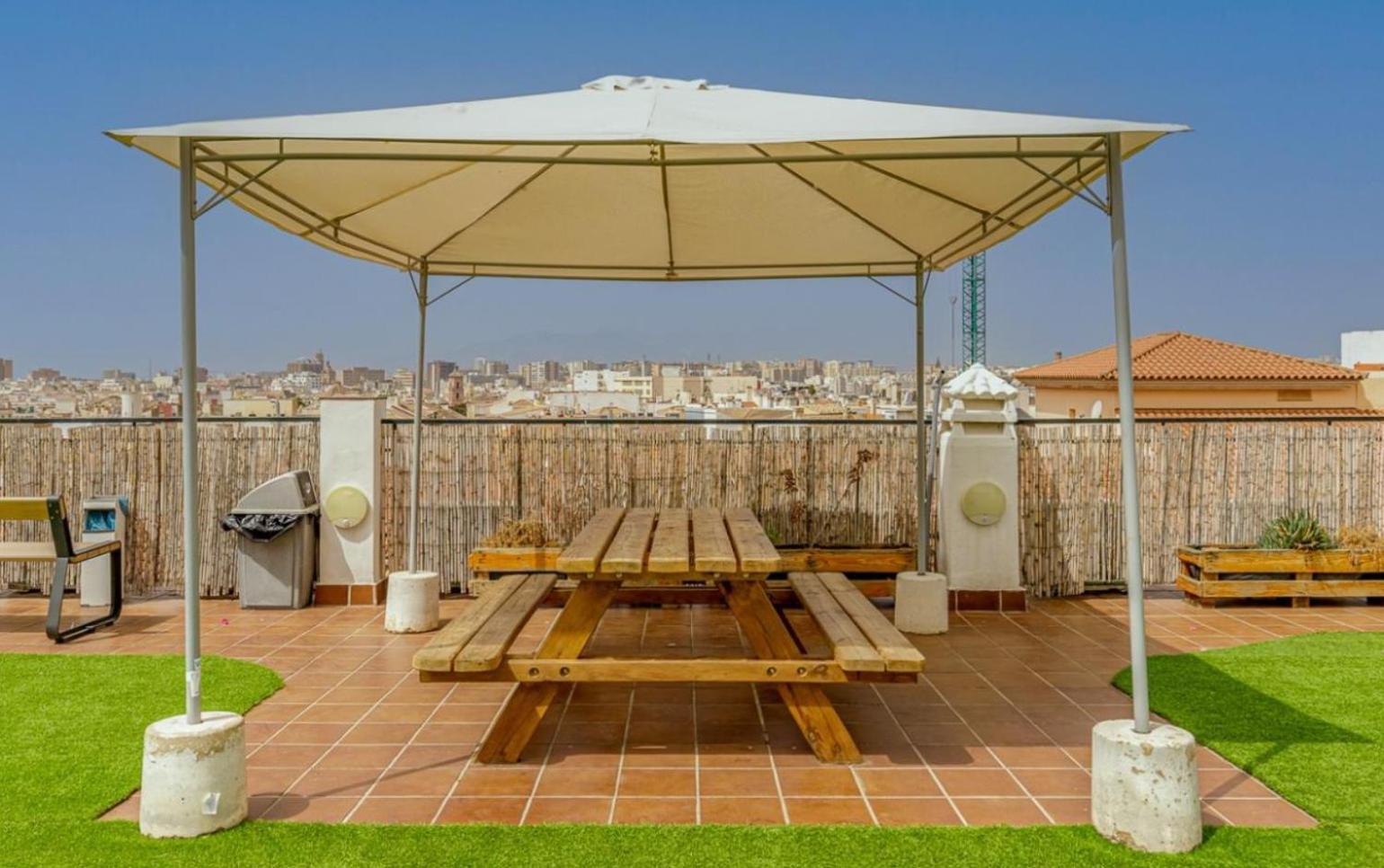Apartamento Centrico La Merced 2 - Free Parking & Free Gym Daire Málaga Dış mekan fotoğraf
