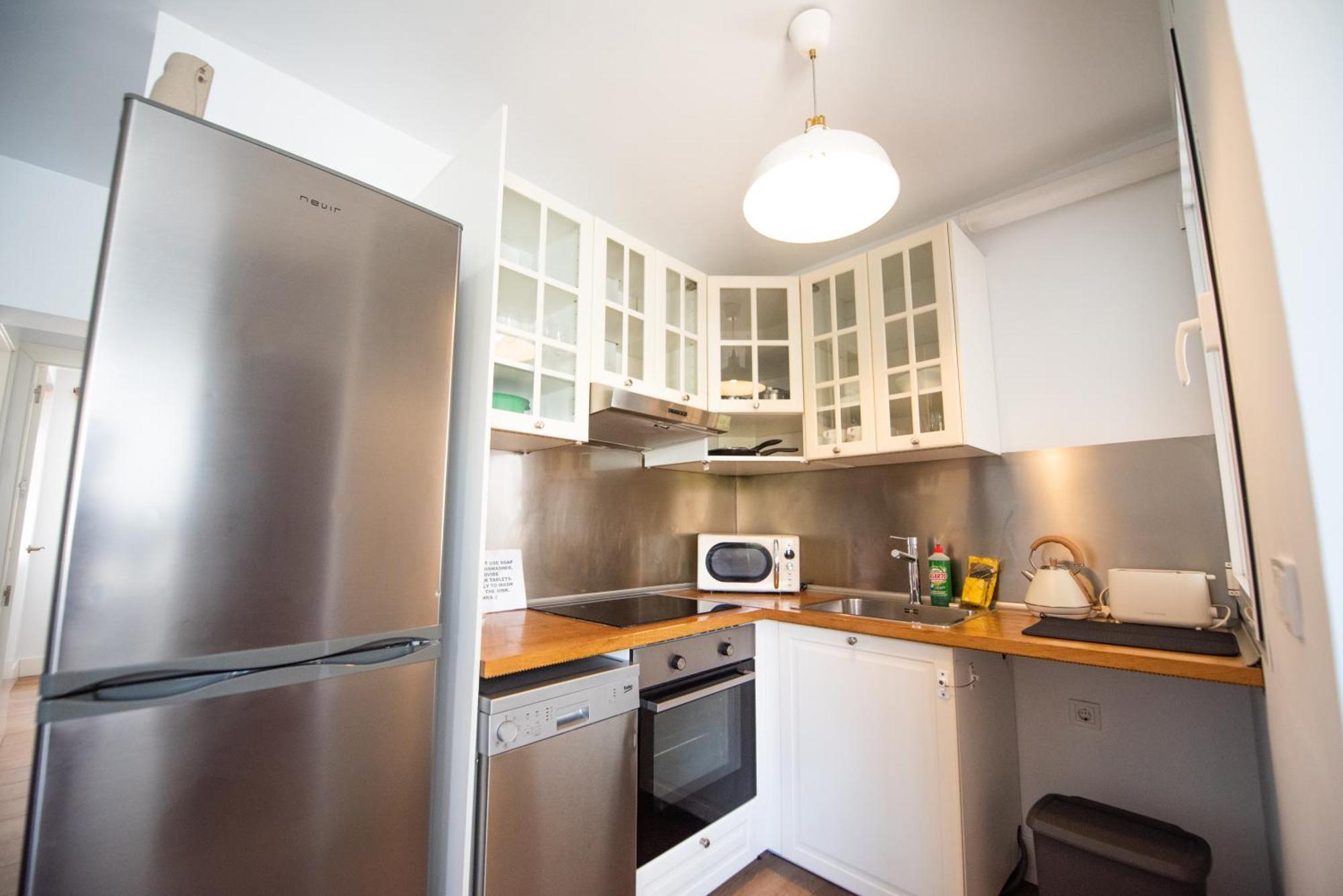 Apartamento Centrico La Merced 2 - Free Parking & Free Gym Daire Málaga Dış mekan fotoğraf